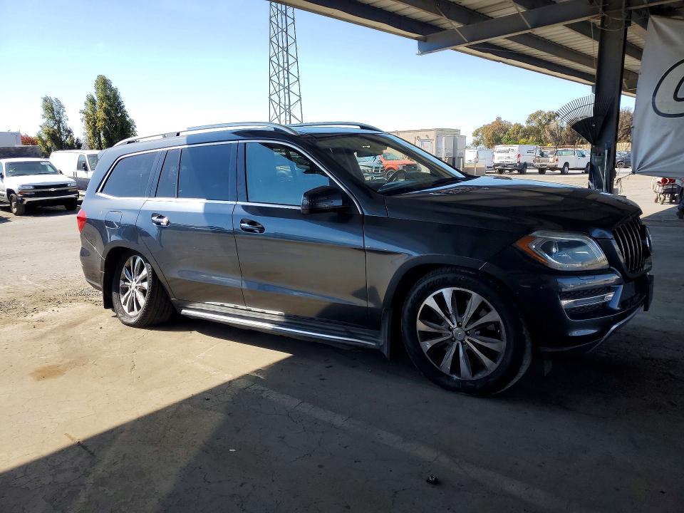 2013 Mercedes-benz Gl მანქანა იყიდება აუქციონზე, vin: 4JGDF7CE1DA224308, აუქციონის ნომერი: 70052256