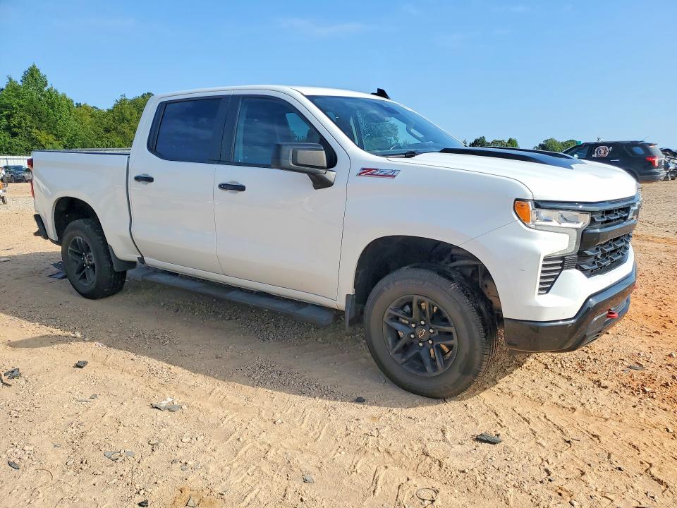 68715636 :رقم المزاد ، 3GCUDFED5NG585956 vin ، 2022 Chevrolet Silverado مزاد بيع