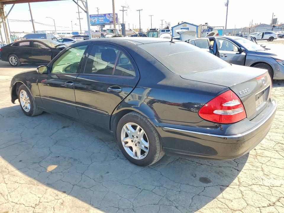 2004 Mercedes-benz E მანქანა იყიდება აუქციონზე, vin: WDBUF65J24A530022, აუქციონის ნომერი: 69629236