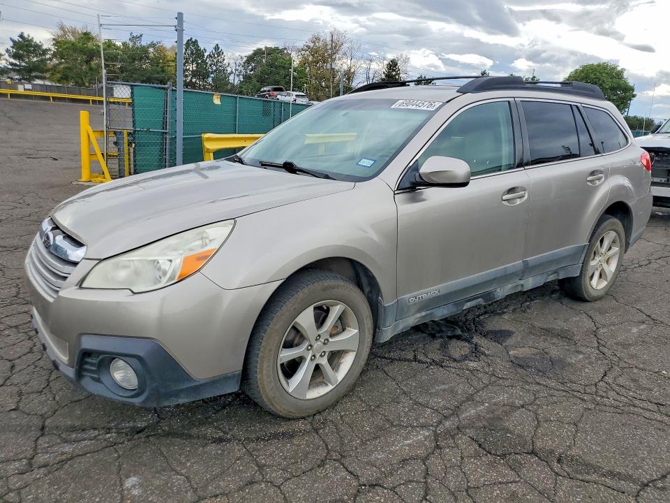 2014 Subaru Outback მანქანა იყიდება აუქციონზე, vin: 4S4BRDLC5E2302743, აუქციონის ნომერი: 69044576