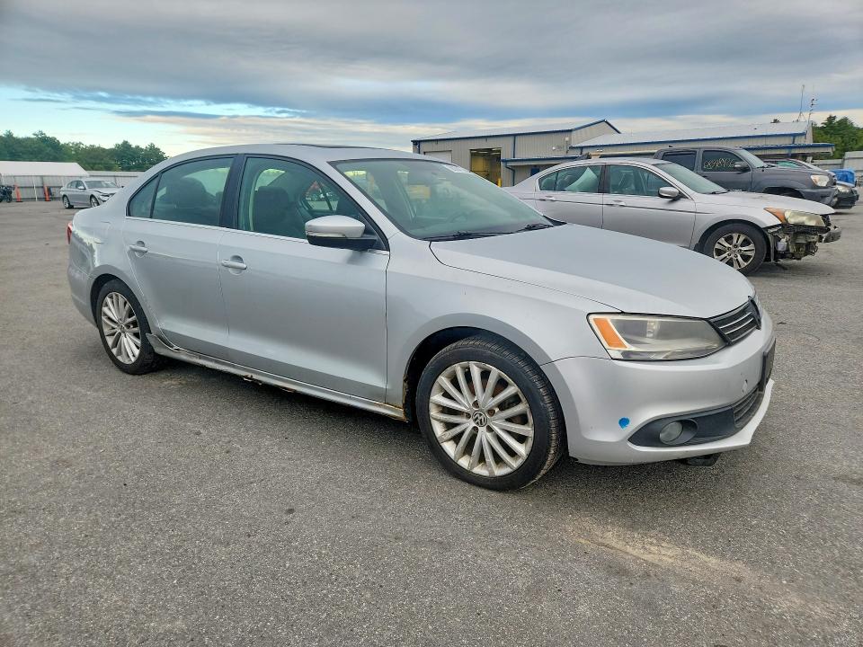 Auction sale of the 2014 Volkswagen Jetta, vin: 3VWL17AJ3EM410951, lot number: 68784726
