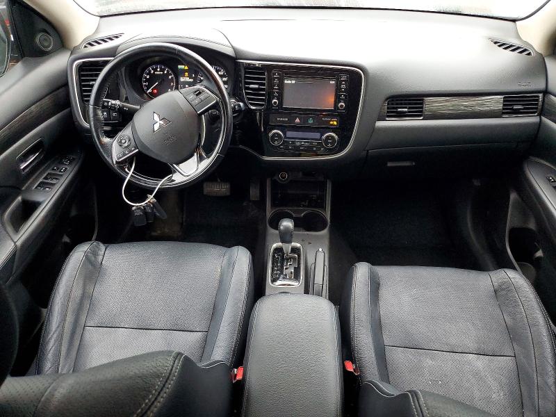 2016 Mitsubishi Outlander მანქანა იყიდება აუქციონზე, vin: JA4AZ3A31GZ004014, აუქციონის ნომერი: 70343266