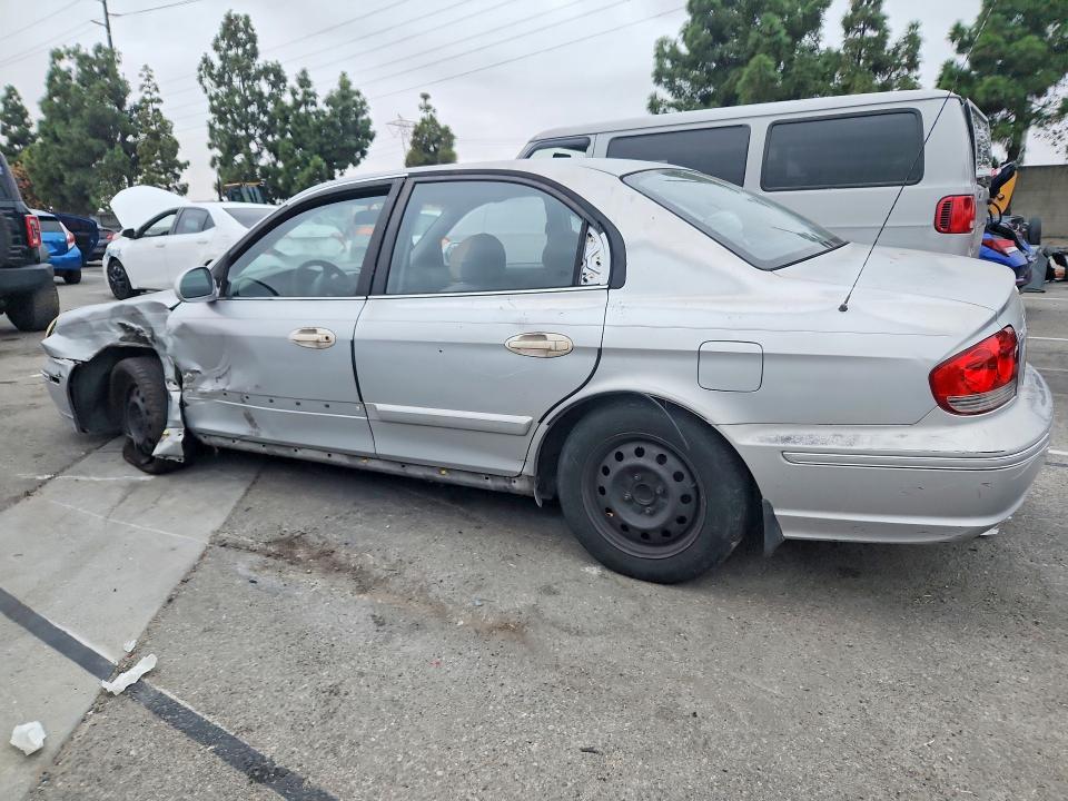 68817756 :رقم المزاد ، KMHWF25S32A681777 vin ، 2002 Hyundai Sonata مزاد بيع