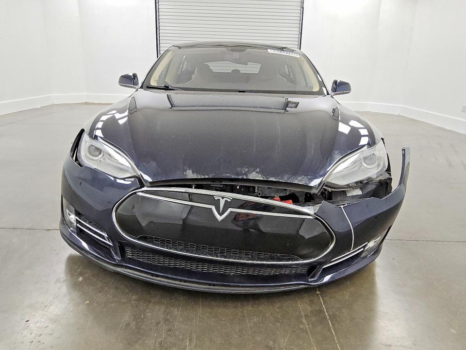 Продаж на аукціоні авто 2014 Tesla Model S, vin: 5YJSA1H17EFP39559, номер лоту: 68232286