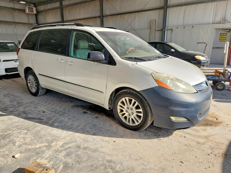 Aukcja sprzedaży 2008 Toyota Sienna, vin: 5TDBK22C48S018810, numer aukcji: 69750166