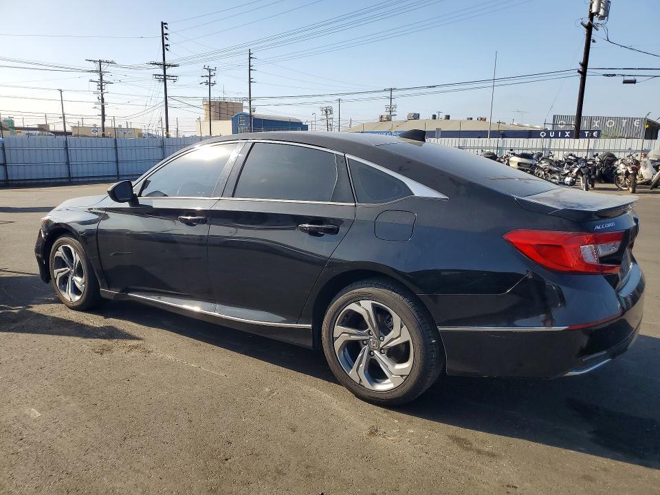 Продажа на аукционе авто 2018 Honda Accord, vin: 1HGCV1F40JA117766, номер лота: 69780676