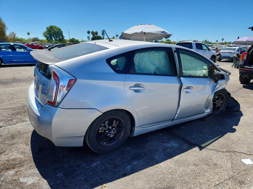 67519156 :رقم المزاد ، JTDKN3DU2F0436480 vin ، 2015 Toyota Prius مزاد بيع