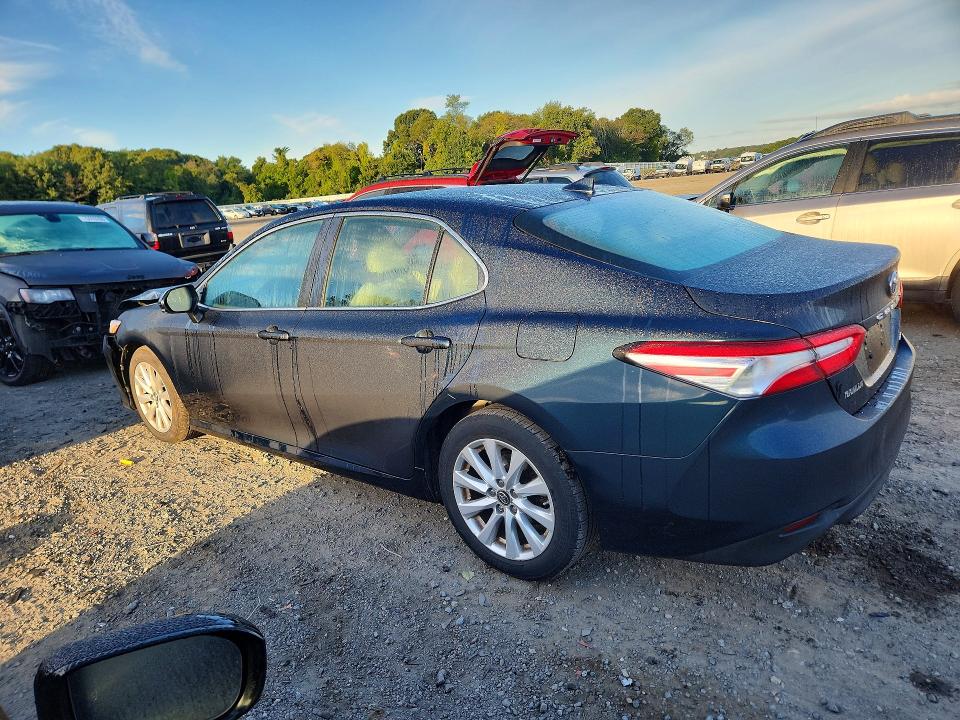 Продажа на аукционе авто 2019 Toyota Camry, vin: 4T1B11HK0KU694276, номер лота: 69904676