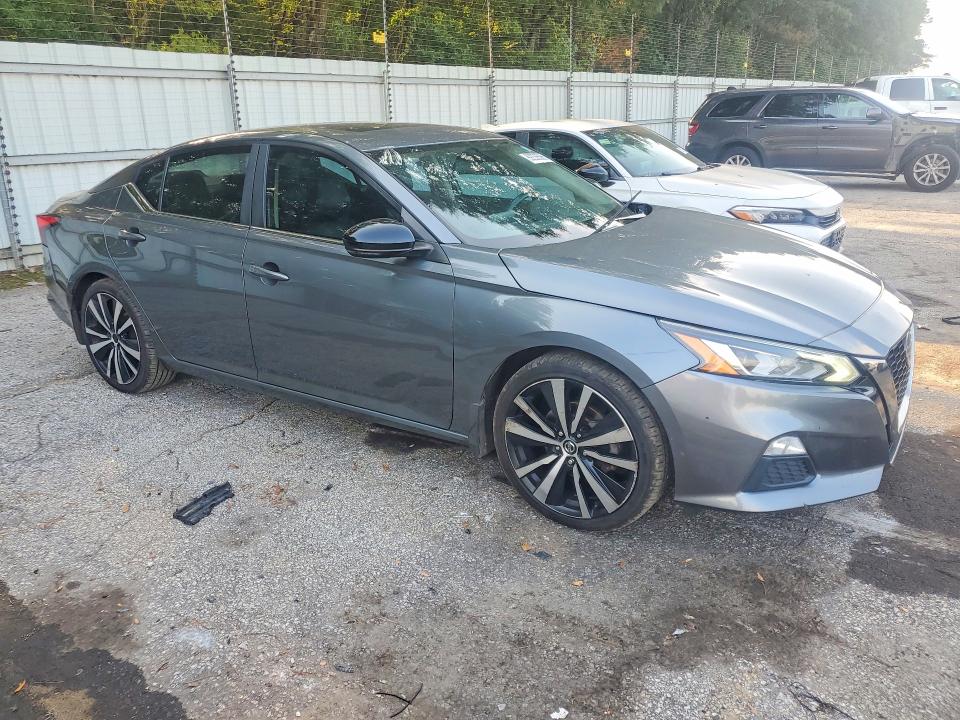 69236596 :رقم المزاد ، 1N4BL4CV7KC185184 vin ، 2019 Nissan Altima مزاد بيع