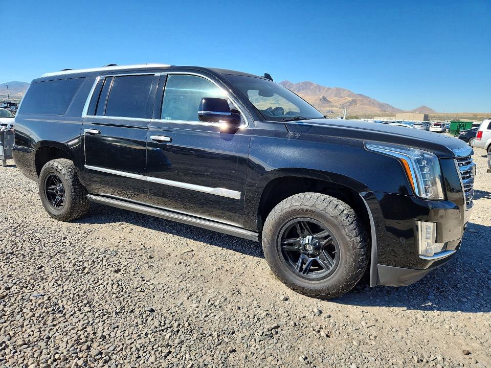 Продажа на аукционе авто 2017 Cadillac Escalade, vin: 1GYS4KKJ3HR214996, номер лота: 70086356