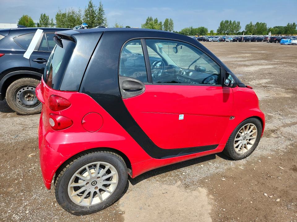 67461656 :رقم المزاد ، WMEEJ3BA8BK467685 vin ، 2011 Smart Fortwo مزاد بيع