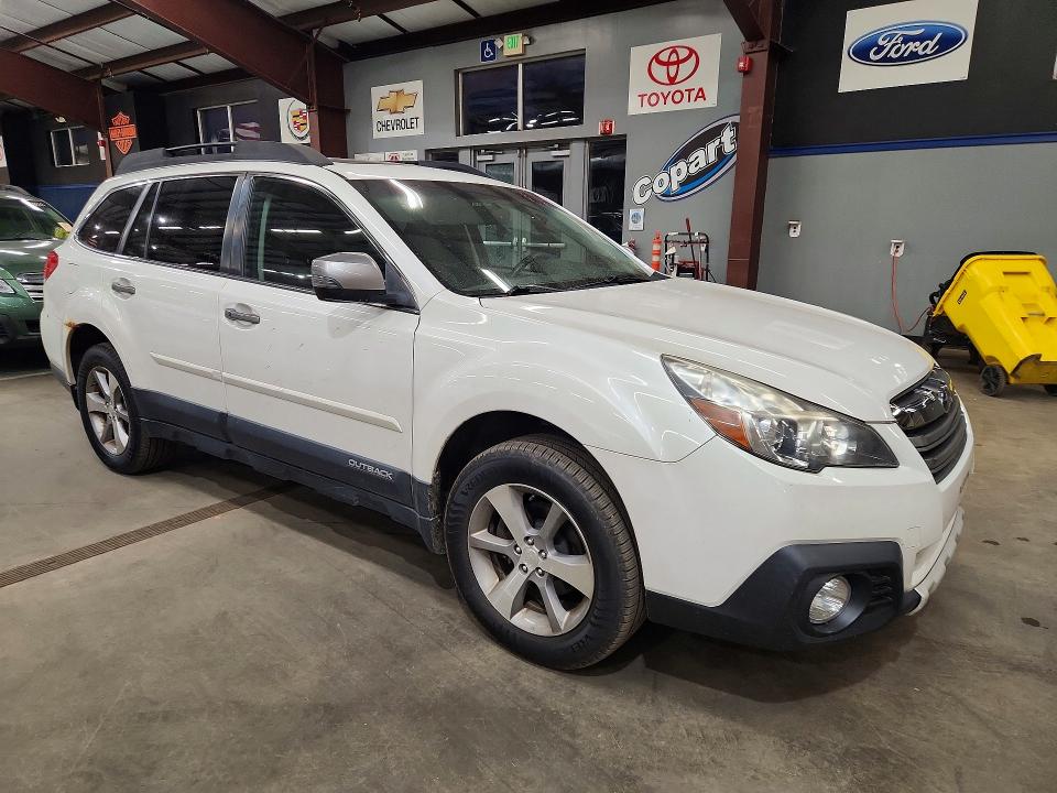 70306766 :رقم المزاد ، 4S4BRCSC4D3288712 vin ، 2013 Subaru Outback مزاد بيع