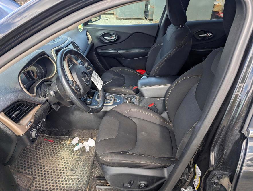 Продажа на аукционе авто 2015 Jeep Cherokee, vin: 1C4PJMCS5FW774928, номер лота: 68786646
