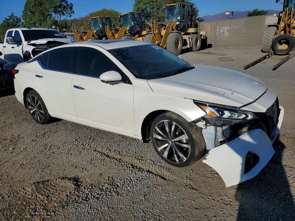 2019 Nissan Altima მანქანა იყიდება აუქციონზე, vin: 1N4BL4FW3KC128128, აუქციონის ნომერი: 68999296
