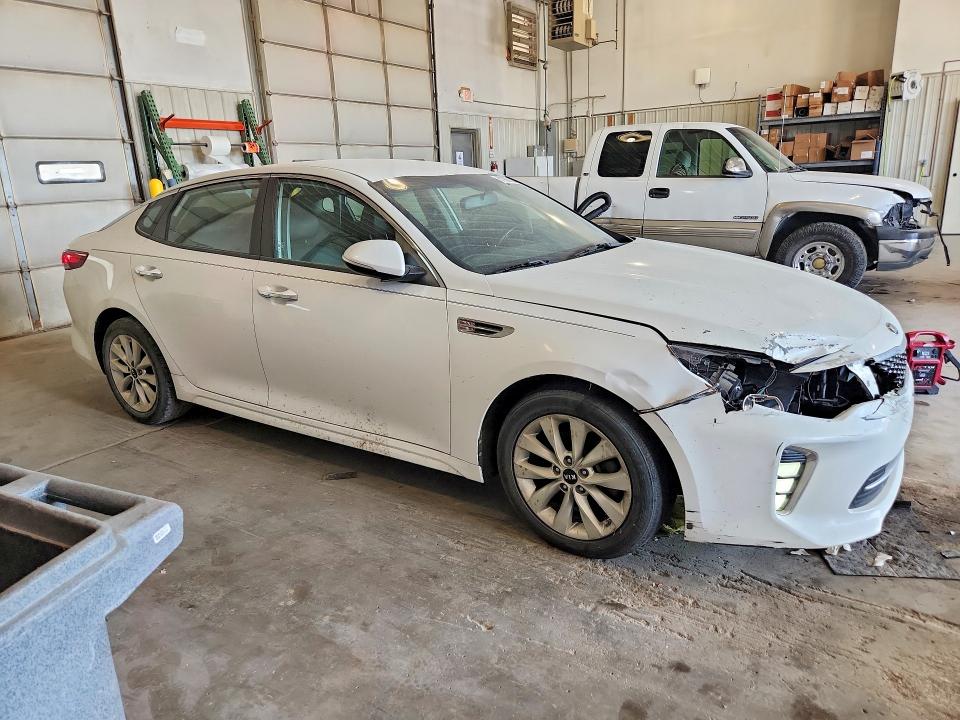 Продажа на аукционе авто 2018 Kia Optima, vin: 5XXGT4L30JG202632, номер лота: 67663976