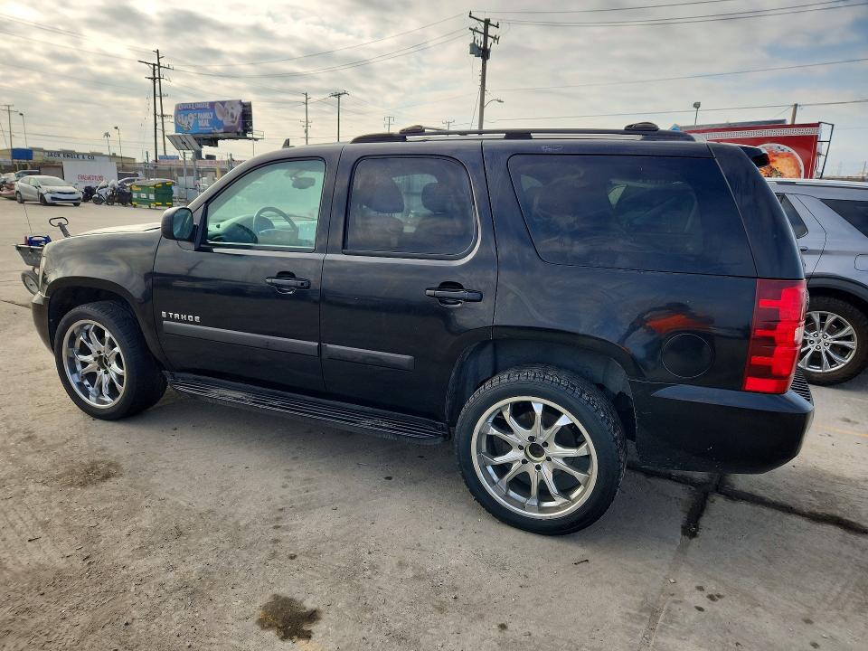 Продажа на аукционе авто 2007 Chevrolet Tahoe, vin: 1GNFC13067R320794, номер лота: 70091856
