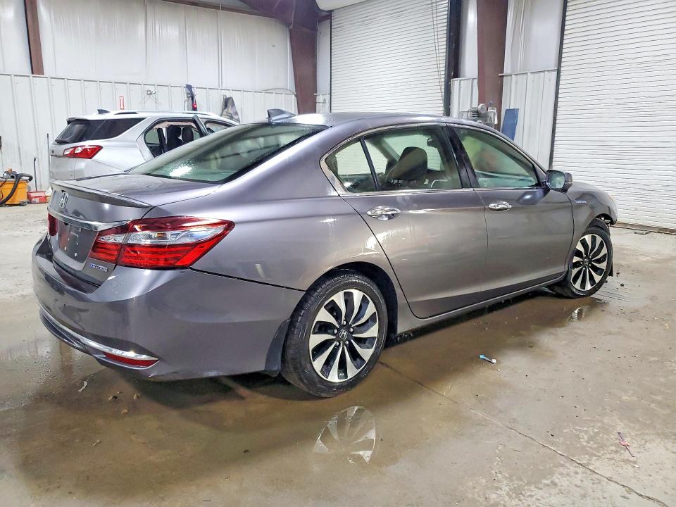 Продаж на аукціоні авто 2017 Honda Accord, vin: JHMCR6F51HC011509, номер лоту: 68787996