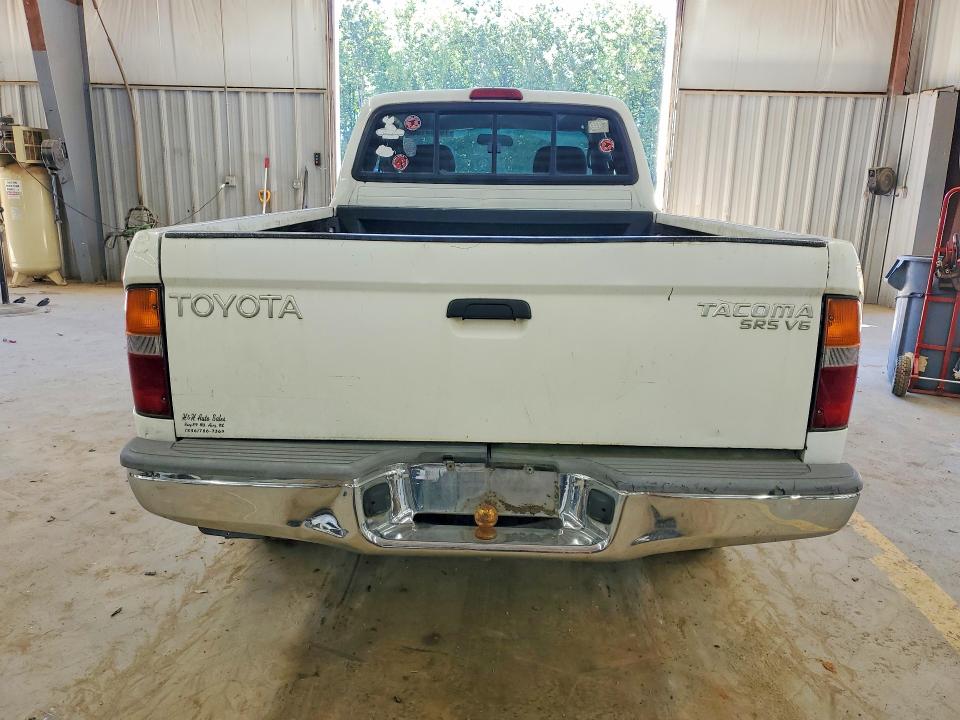 70283136 :رقم المزاد ، 4TAWN72N0YZ612389 vin ، 2000 Toyota Tacoma مزاد بيع