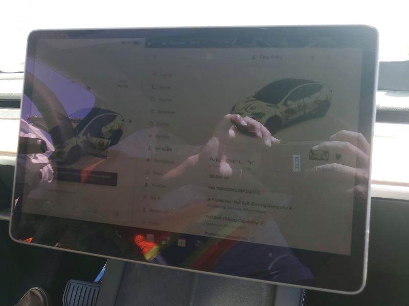 64421486 :رقم المزاد ، 7SAYGDED3SF318655 vin ، 2025 Tesla Model Y مزاد بيع