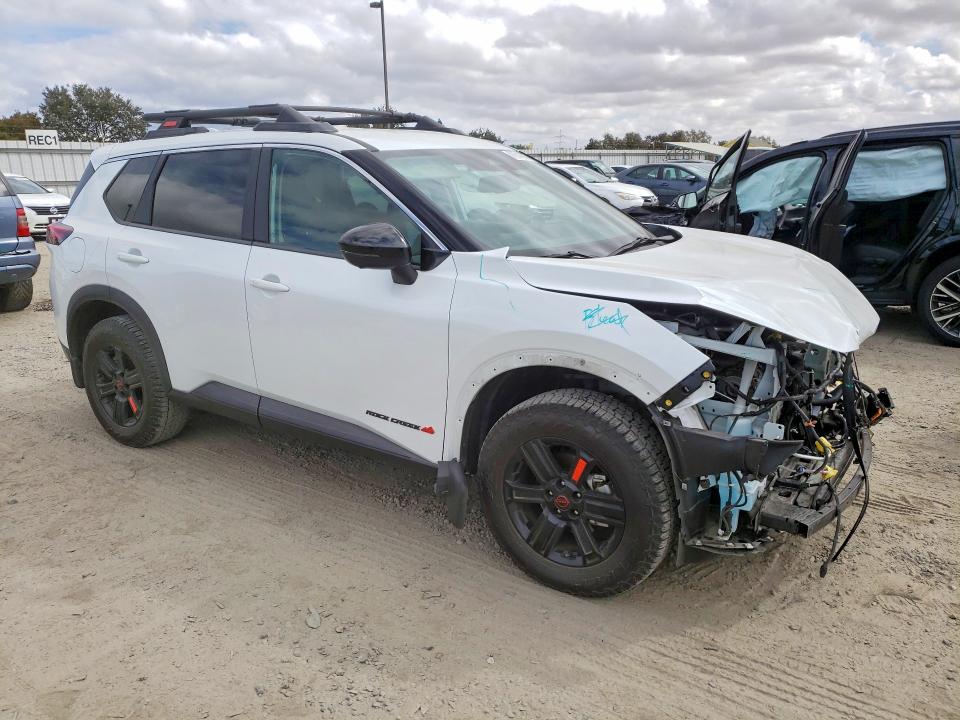 Продаж на аукціоні авто 2025 Nissan Rogue, vin: 5N1BT3BB4SC798015, номер лоту: 67504886