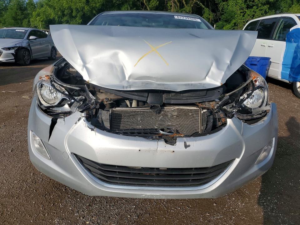 67239326 :رقم المزاد ، 5NPDH4AE7DH268970 vin ، 2013 Hyundai Elantra مزاد بيع