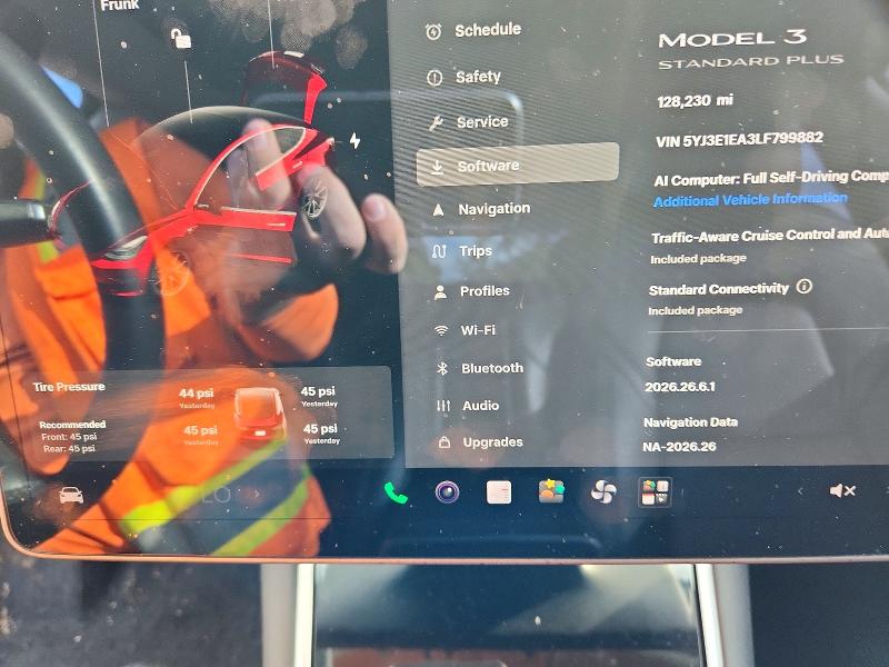 Продажа на аукционе авто 2020 Tesla Model 3, vin: 5YJ3E1EA3LF799882, номер лота: 69616046