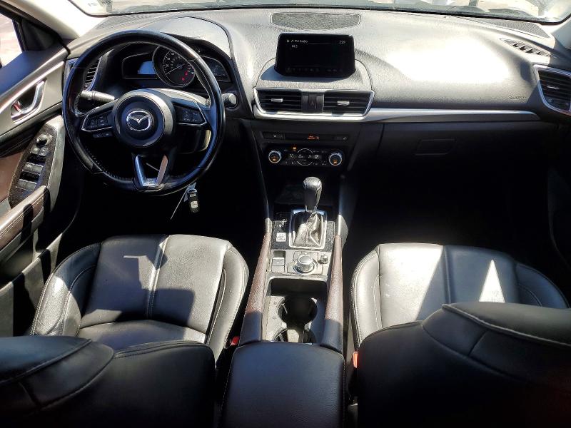 67545326 :رقم المزاد ، 3MZBN1L3XJM267065 vin ، 2018 Mazda 3 مزاد بيع