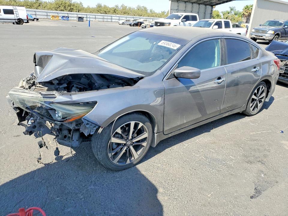 69360246 :رقم المزاد ، 1N4AL3AP8JC129263 vin ، 2018 Nissan Altima مزاد بيع