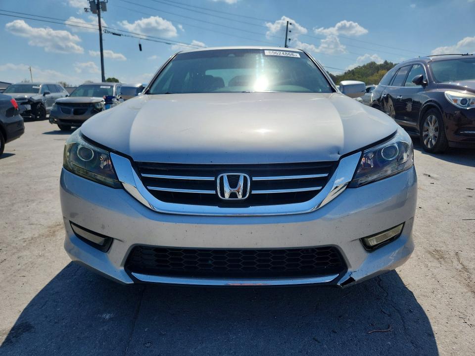 Auction sale of the 2014 Honda Accord, vin: 1HGCR2F87EA126466, lot number: 69624866