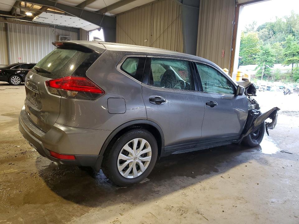 Продаж на аукціоні авто 2017 Nissan Rogue, vin: KNMAT2MT8HP614101, номер лоту: 69111776