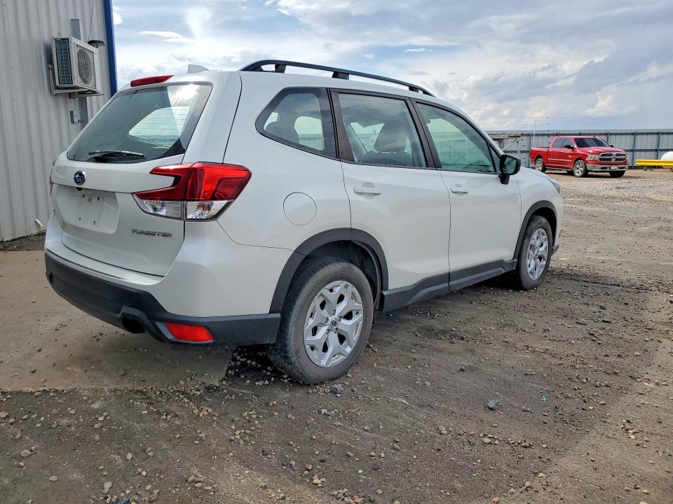 2022 Subaru Forester მანქანა იყიდება აუქციონზე, vin: JF2SKACC8NH430190, აუქციონის ნომერი: 68880526