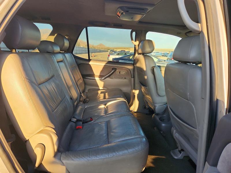 Продажа на аукционе авто 2002 Toyota Sequoia, vin: 5TDBT44A22S111952, номер лота: 69748356