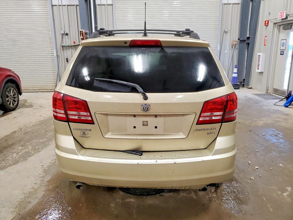 69320876 :رقم المزاد ، 3D4PG5FV0AT118731 vin ، 2010 Dodge Journey مزاد بيع