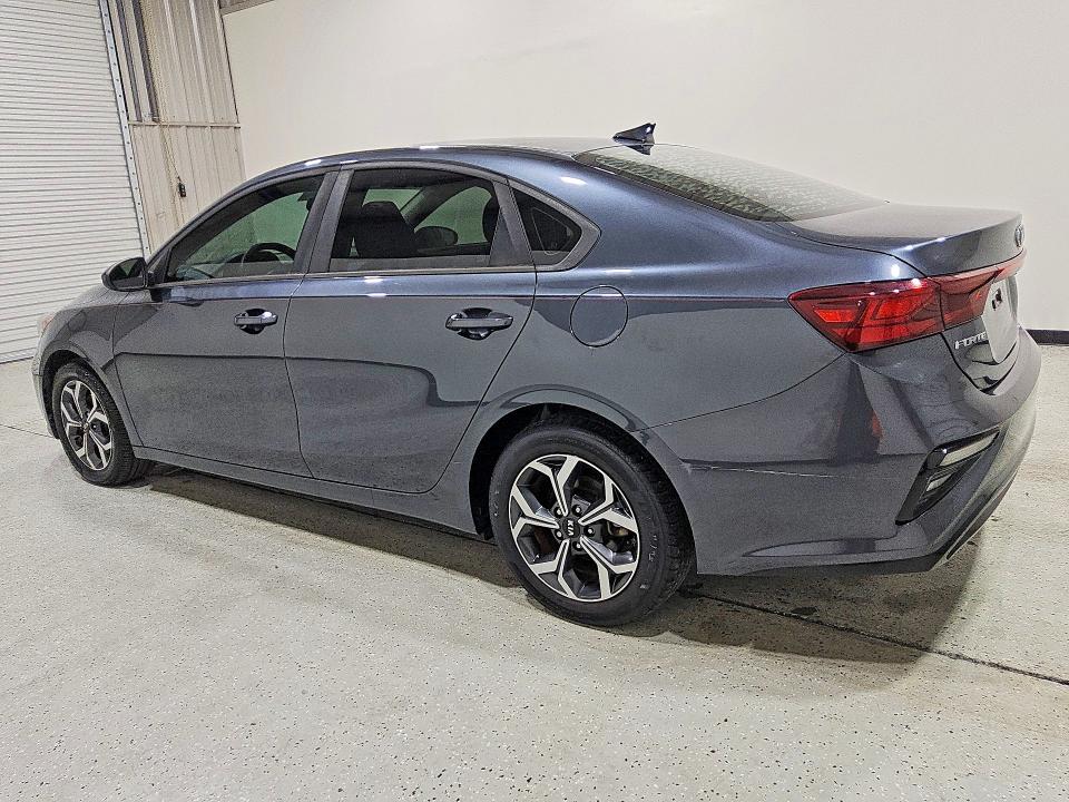 2019 Kia Forte მანქანა იყიდება აუქციონზე, vin: 3KPF24ADXKE011806, აუქციონის ნომერი: 66740076