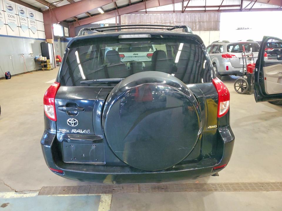 70418836 :رقم المزاد ، JTMBD31V676045184 vin ، 2007 Toyota Rav4 مزاد بيع
