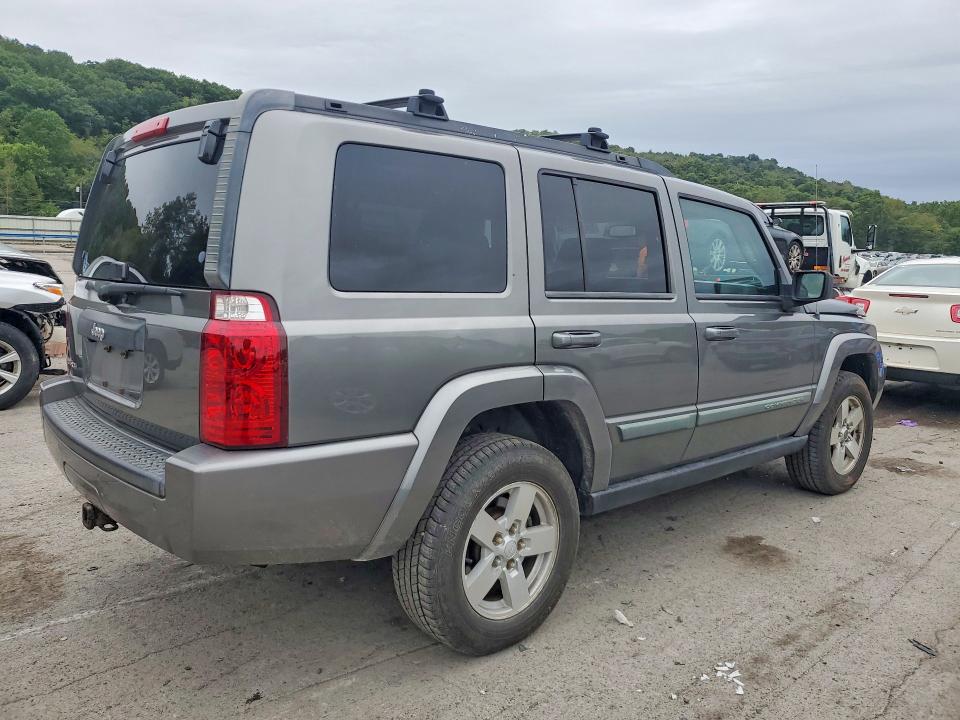 2008 Jeep Commander მანქანა იყიდება აუქციონზე, vin: 1J8HG48K58C128393, აუქციონის ნომერი: 69189916