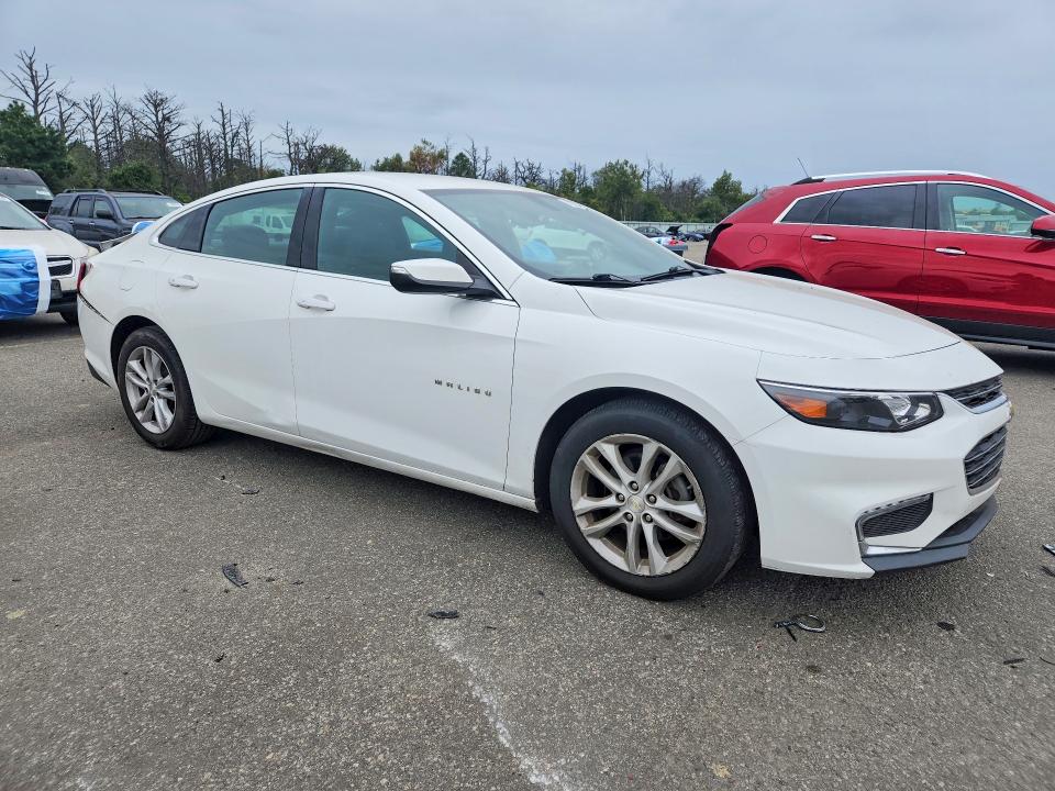 70535446 :رقم المزاد ، 1G1ZE5ST8HF209906 vin ، 2017 Chevrolet Malibu مزاد بيع