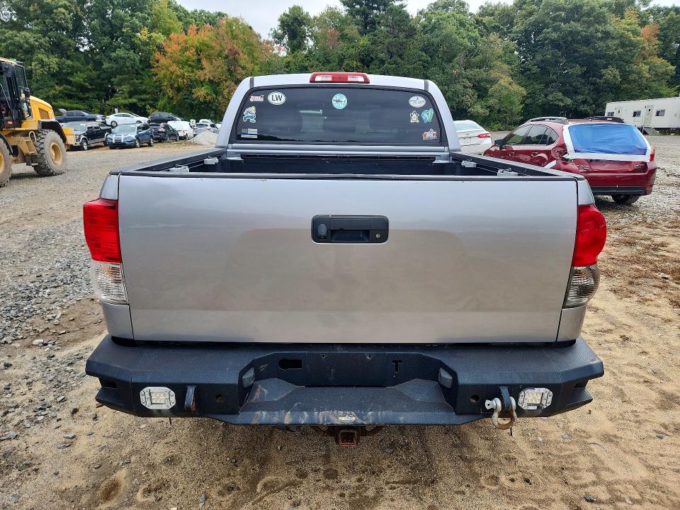 70748676 :رقم المزاد ، 5TFHY5F17CX258374 vin ، 2012 Toyota Tundra مزاد بيع