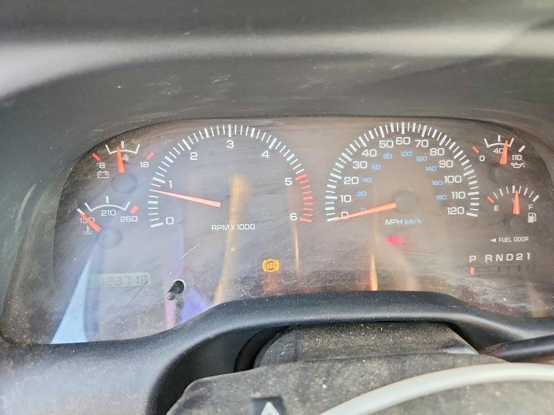 1998 Dodge Ram 1500 მანქანა იყიდება აუქციონზე, vin: 1B7HC13Z9WJ132025, აუქციონის ნომერი: 69587136
