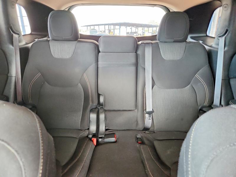 70843466 :رقم المزاد ، 1C4PJLCB2GW216398 vin ، 2016 Jeep Cherokee مزاد بيع
