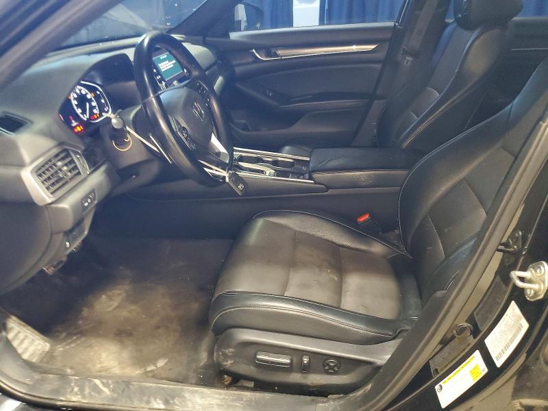 Продажа на аукционе авто 2018 Honda Accord, vin: 1HGCV1F34JA068093, номер лота: 69253786
