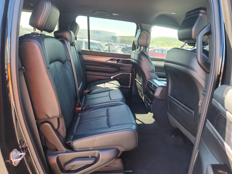 Продажа на аукционе авто 2026 Jeep Grand Wagoneer, vin: 1C4SJVBP7TS158762, номер лота: 68587846