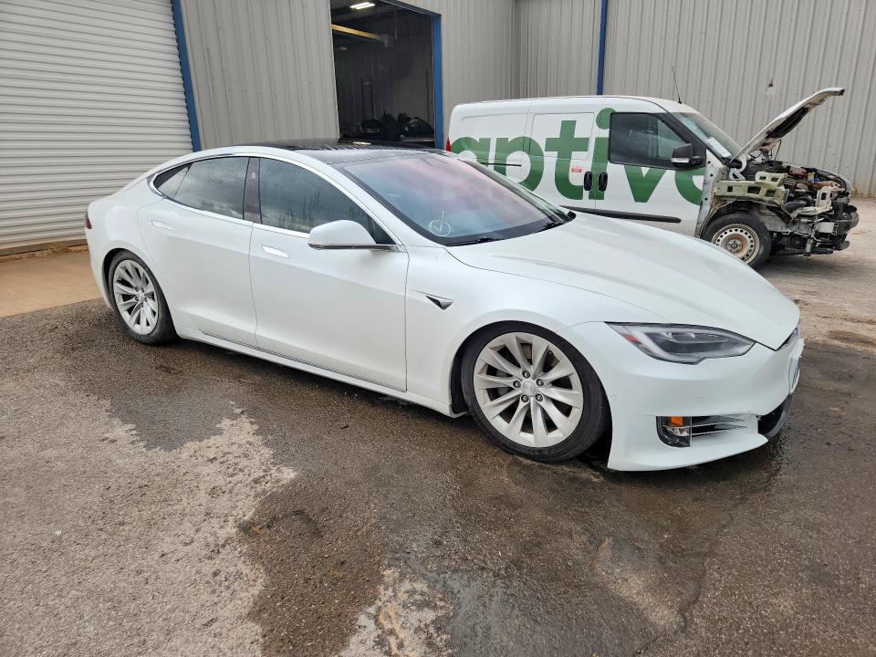 Aukcja sprzedaży 2017 Tesla Model S, vin: 5YJSA1E11HF225960, numer aukcji: 68699936
