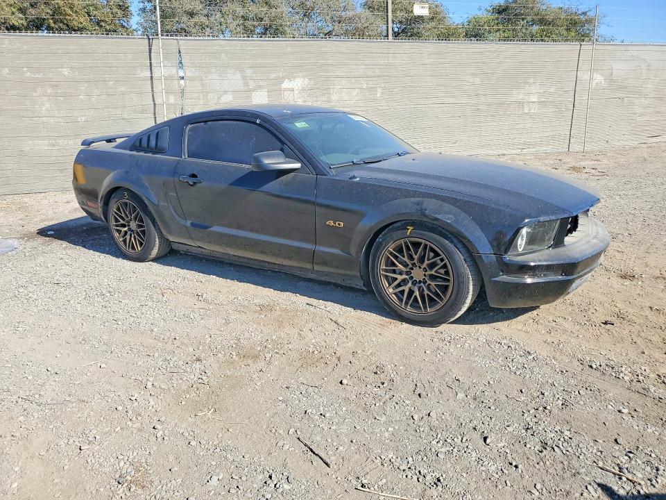 2009 Ford Mustang მანქანა იყიდება აუქციონზე, vin: 1ZVHT80N395132073, აუქციონის ნომერი: 69856986