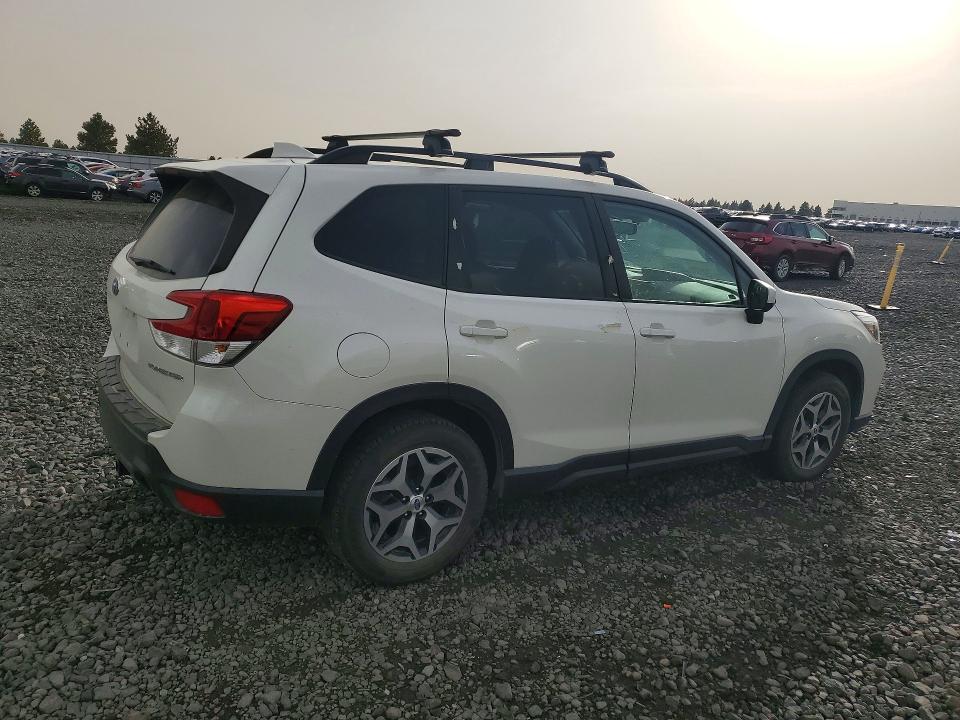 Продажа на аукционе авто 2020 Subaru Forester, vin: JF2SKAJCXLH524832, номер лота: 70553796