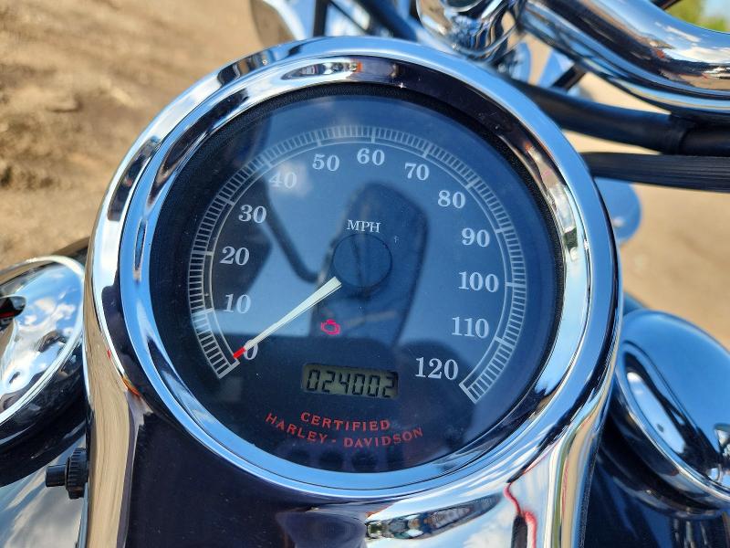 Auction sale of the 2001 Harley-davidson Fxstd, vin: 1HD1BSY111Y082605, lot number: 67521836