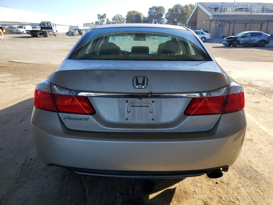70742106 :رقم المزاد ، 1HGCR2F32EA255672 vin ، 2014 Honda Accord مزاد بيع