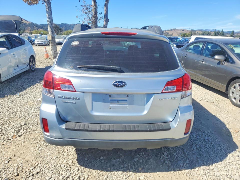 Продаж на аукціоні авто 2014 Subaru Outback, vin: 4S4BRCAC2E3262810, номер лоту: 70615776