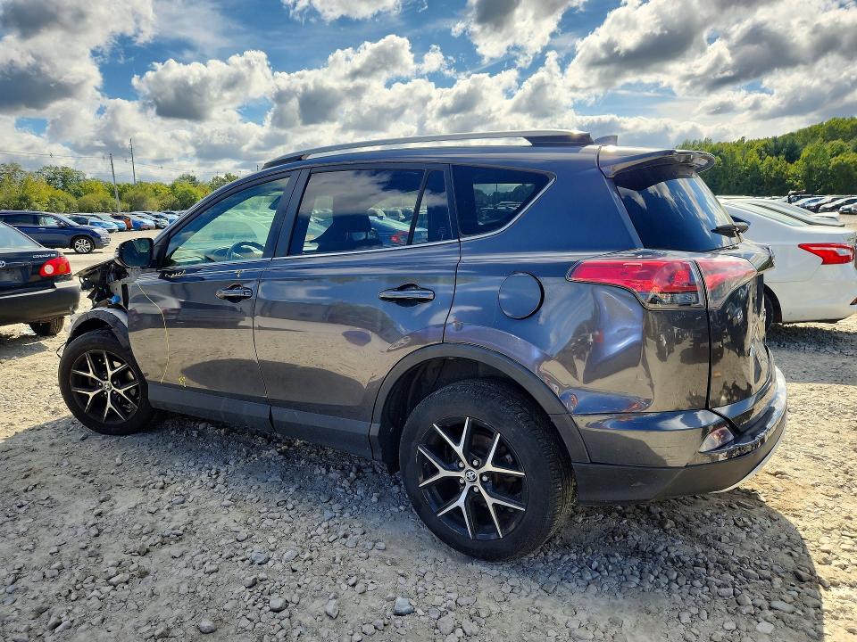 Продаж на аукціоні авто 2018 Toyota Rav4, vin: JTMJFREV7JJ743505, номер лоту: 69510856