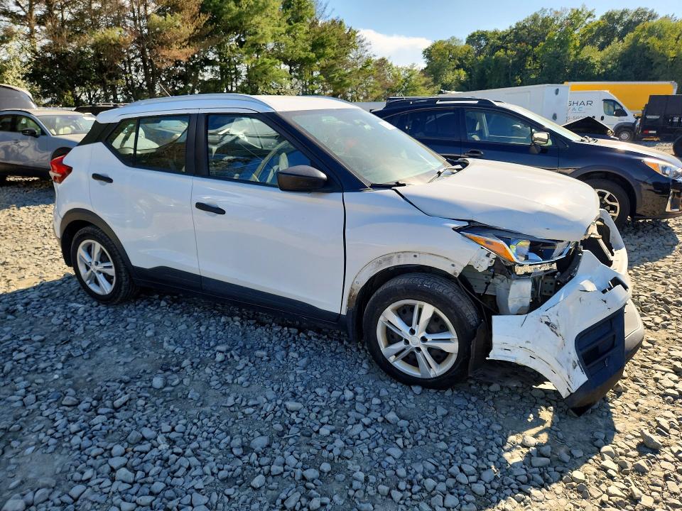 2019 Nissan Kicks მანქანა იყიდება აუქციონზე, vin: 3N1CP5CU0KL506926, აუქციონის ნომერი: 68741396